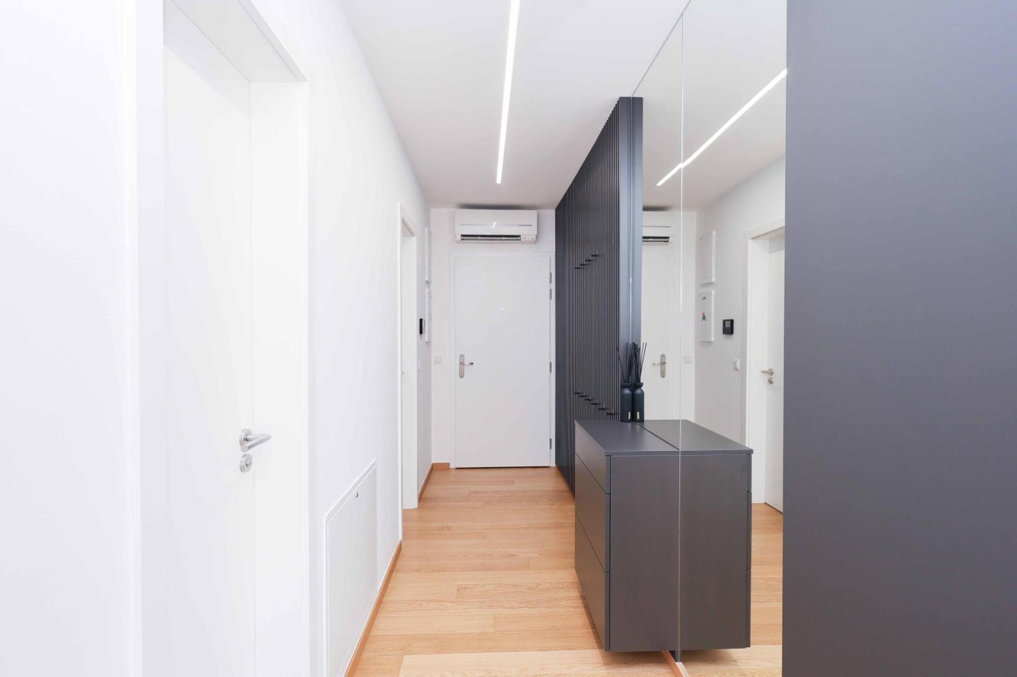 Downtown Luxe Retreat- Konventna Apartman Pozsony Kültér fotó