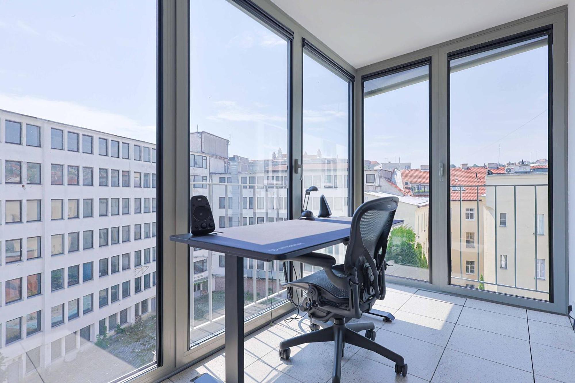 Downtown Luxe Retreat- Konventna Apartman Pozsony Kültér fotó