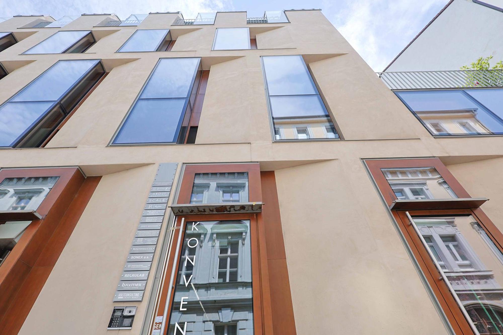 Downtown Luxe Retreat- Konventna Apartman Pozsony Kültér fotó