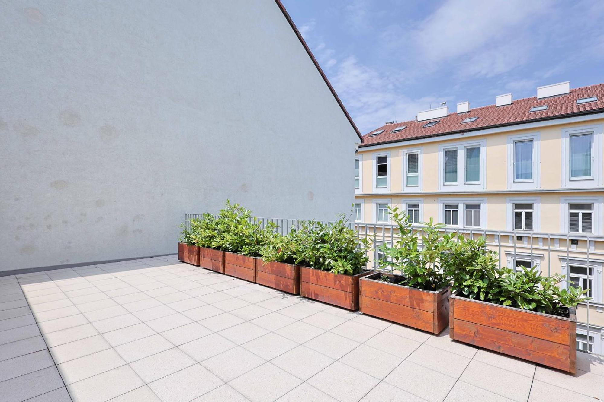 Downtown Luxe Retreat- Konventna Apartman Pozsony Kültér fotó