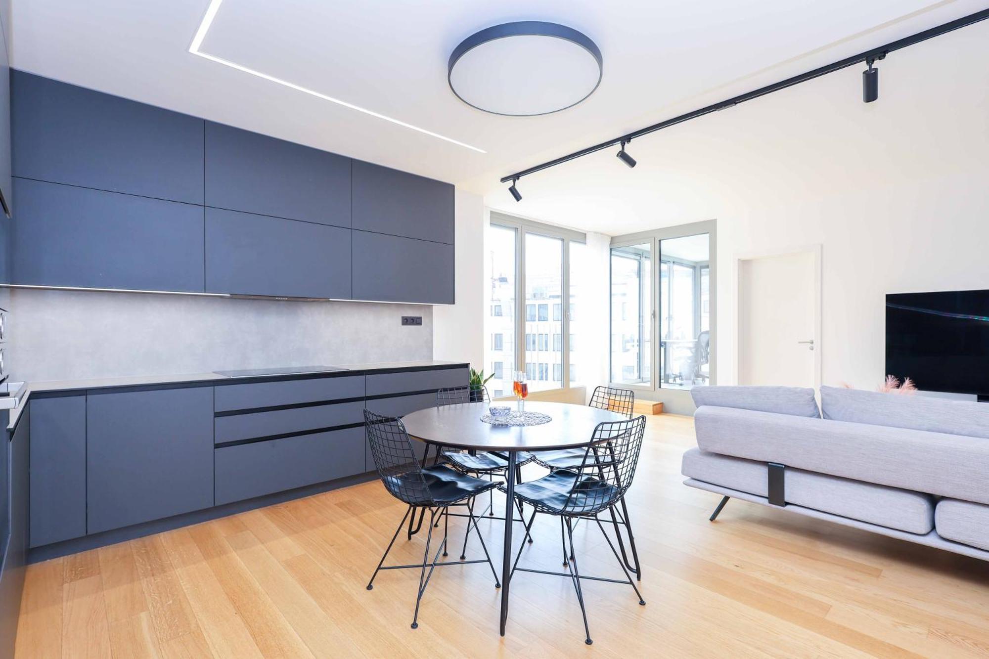 Downtown Luxe Retreat- Konventna Apartman Pozsony Kültér fotó